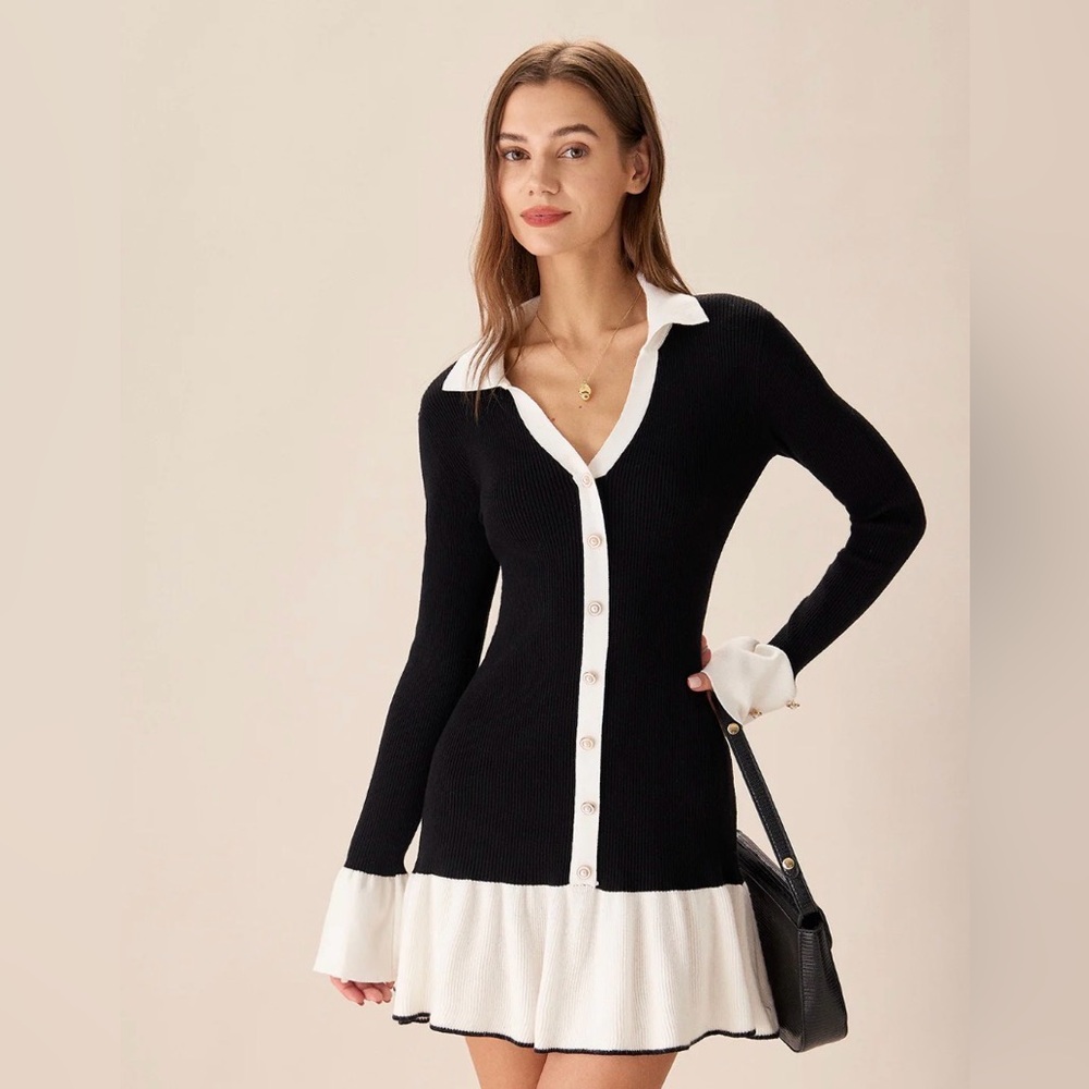 Rihoas Black Contrasting Bell Sleeve Sweater Dress